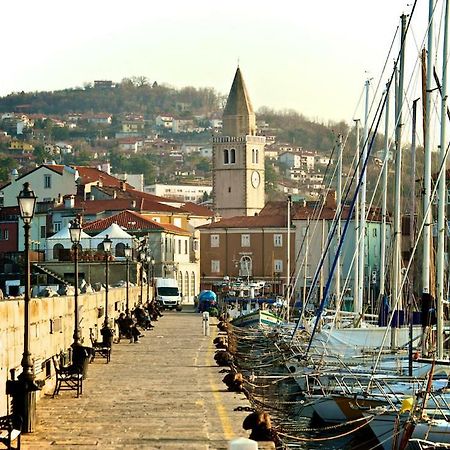 Hotel La Bussola Muggia Exterior photo